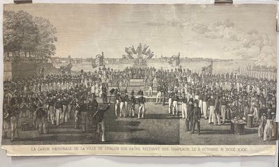 an old picture of a large crowd of people standing in front of a statue