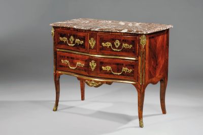 commode ancienne en bois avec dessus en marbre