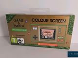 une boîte contenant un Game & Watch