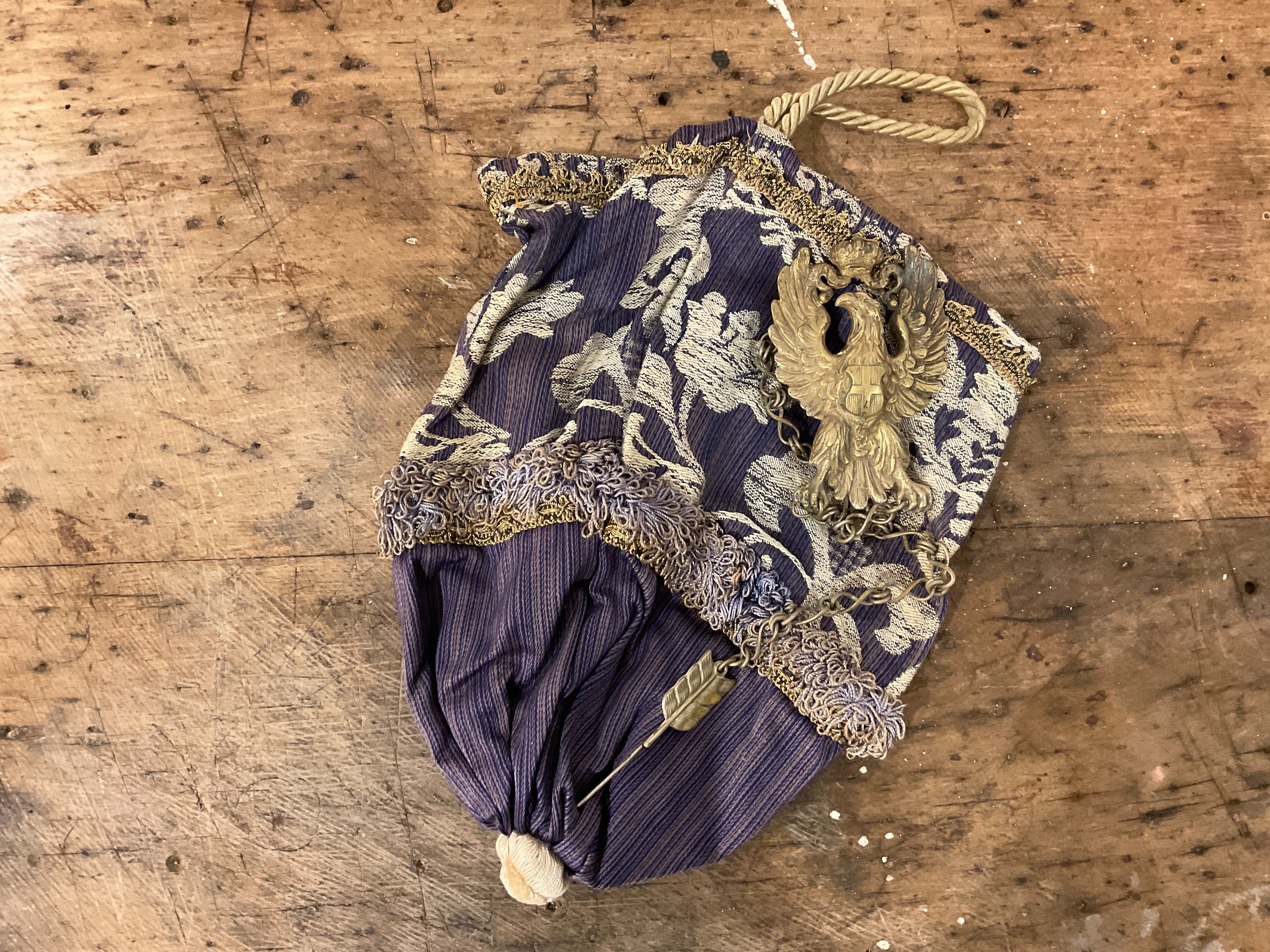 Objets d'art & Curiosités