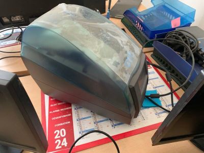 Imprimante à étiquettes, de marque CAB, modèle MACH 4.