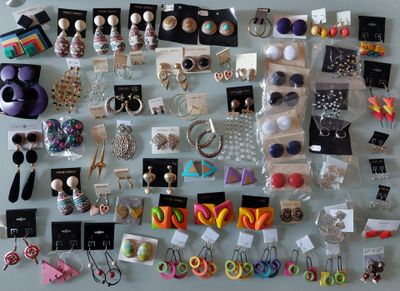 lot de 100 paires de boucles d'oreille