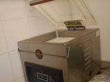 a machine that is sitting on a counter in a kitchen