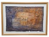 tableau encadré représentant une œuvre d'art sur fond marron