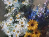 une peinture de fleurs dans un vase sur une table