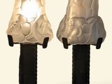 deux lampes posées l'une sur l'autre
