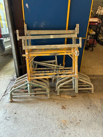 Lot de 4 tréteaux MACC 