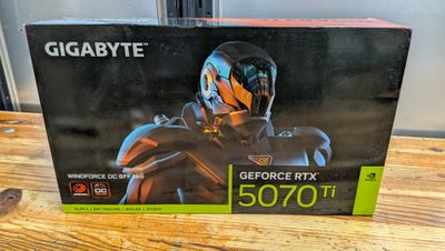 gigabyte geforce rtx 7500t gaming video card