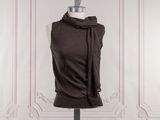 an image of a mannequin with a scarf on it