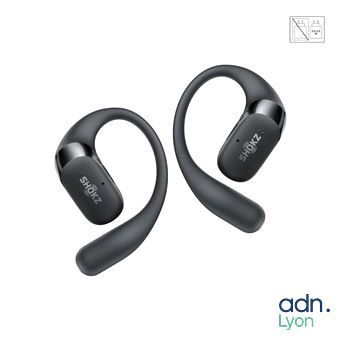 une paire d'écouteurs Bluetooth sur fond blanc