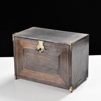 Cabinet de table rectangulaire marqueté en bois de placage s… (photo 2)