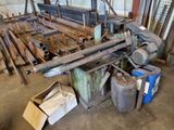 une grande machine installée dans un bâtiment