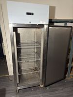 Armoire réfrigérée professionnelle une porte pleine, carross… (photo 3)