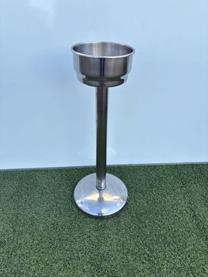 1 Pied à seau de champagne H 68 cm ou porte seau Légers impa…