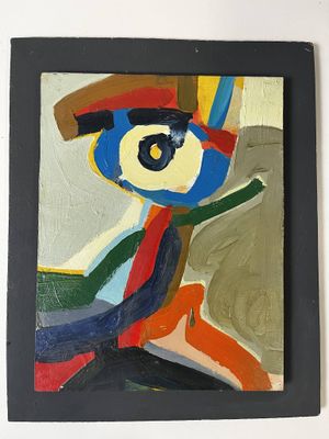 peinture représentant un tableau d'un homme coiffé d'un chapeau sur un mur blanc