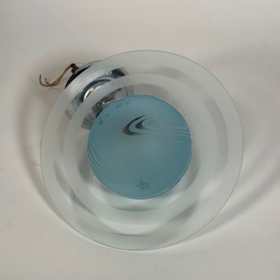 DEVEAU Suspension "planète" en verre moulé pressé bleu ciel.