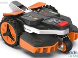une image représentant un robot télécommandé sur fond blanc