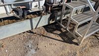 A l'extérieur : (photo 2)