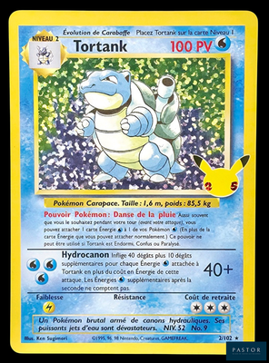 gros plan d'une carte pokemon sur fond noir