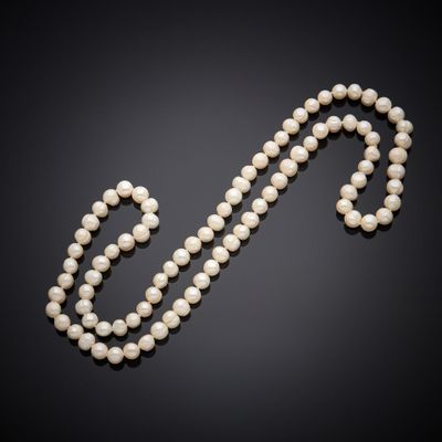 a cultured pearl and diamond necklace