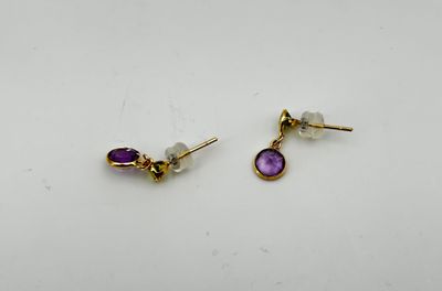 Jolie paire de pendants d'oreilles en or jaune 750°/.(18K) o…