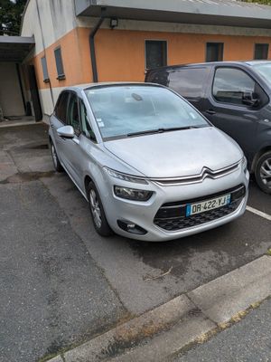 Véhicule CITROEN type C4 PICASSO