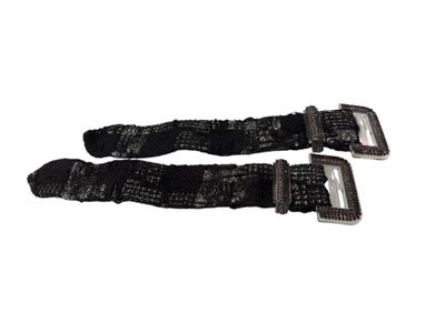 CHANEL Deux bracelets de tissu noir et lurex argenté