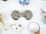 a lot of different rings and rings on a table