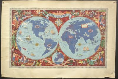 une vieille carte du monde exposée dans un musée