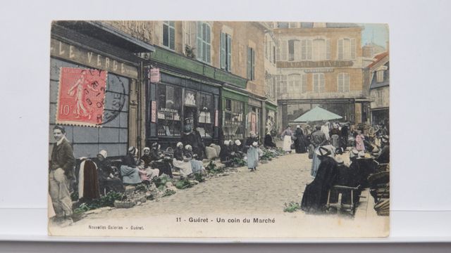 Guéret Un coin du Marché.TBE. Carte très rare !!!