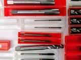 many different types of screws and screws in this case