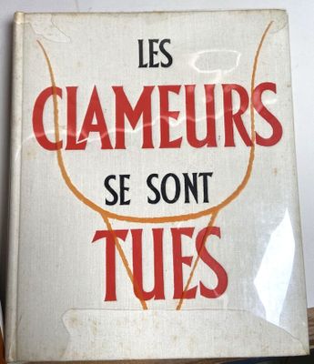 un livre sur la couverture duquel figure la photo d'un joueur de basket