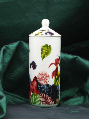 an image of a white container with a rooster design on it