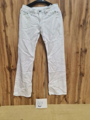 Lot de 96 jeans femme ? Blanc avec broderies