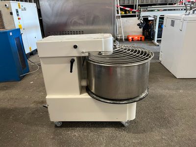l'image d'une machine installée dans une pièce