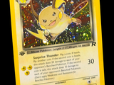 une carte sur laquelle figure l'image d'un personnage de Pokémon