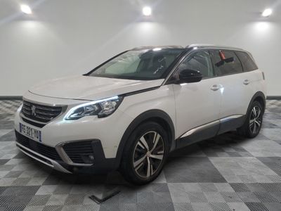 PEUGEOT 5008 BlueHDi 130ch Allure - SUV Familial Spacieux