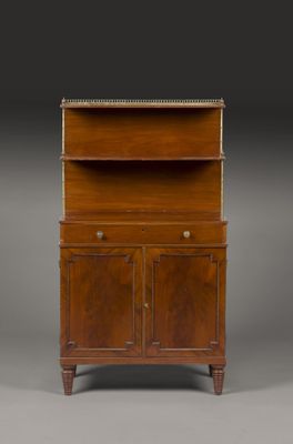 Petit meuble formant écritoire et présentoir en placage acaj…