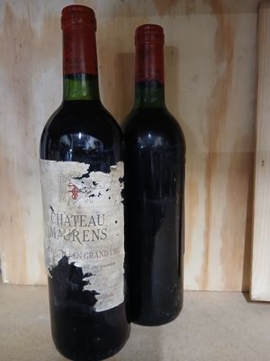 1982 Ch MAURENS rouge, Saint Emilion 2 blle 1 étiquette abim…