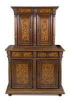 ARMOIRE À DEUX CORPS EN MARQUETERIE DE FLEURS