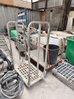 many different types of equipment in this warehouse