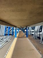 Un lot de 4 colonnes de rayonnages mi-lourd / mini-rack de m… (photo 3)