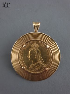 Pendentif formant broche en or jaune 18k (750‰) à décor de s… - Photo 1
