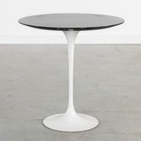 Table d'appoint « Tulip » d'Eero Saarinen (1910-1961) avec p… (photo 4)