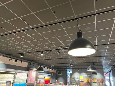 Vendu sur désignation après LJ MAGASIN DE COUTURE SELF Tissu…