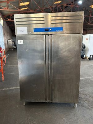 Armoire réfrigérée Négative eurochef, dimensions : L 131x84x…