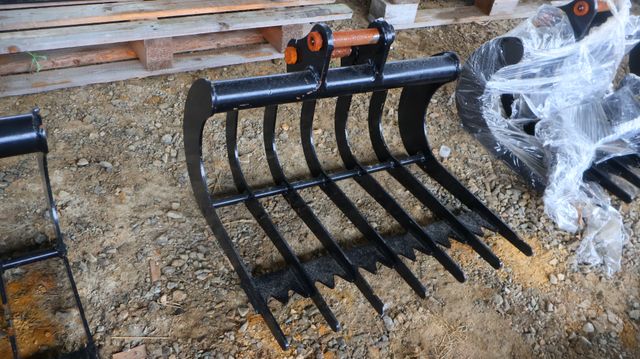 Râteau L600mm pour mini-pelle 1,5t-2,0t, axes 30mm, largeur entre...