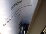 a picture of the inside of a car showing the inside of the vehicle