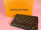 louis vuitton wallet with box