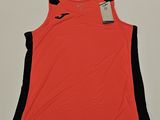 un débardeur pour femme aux couleurs noir et orange